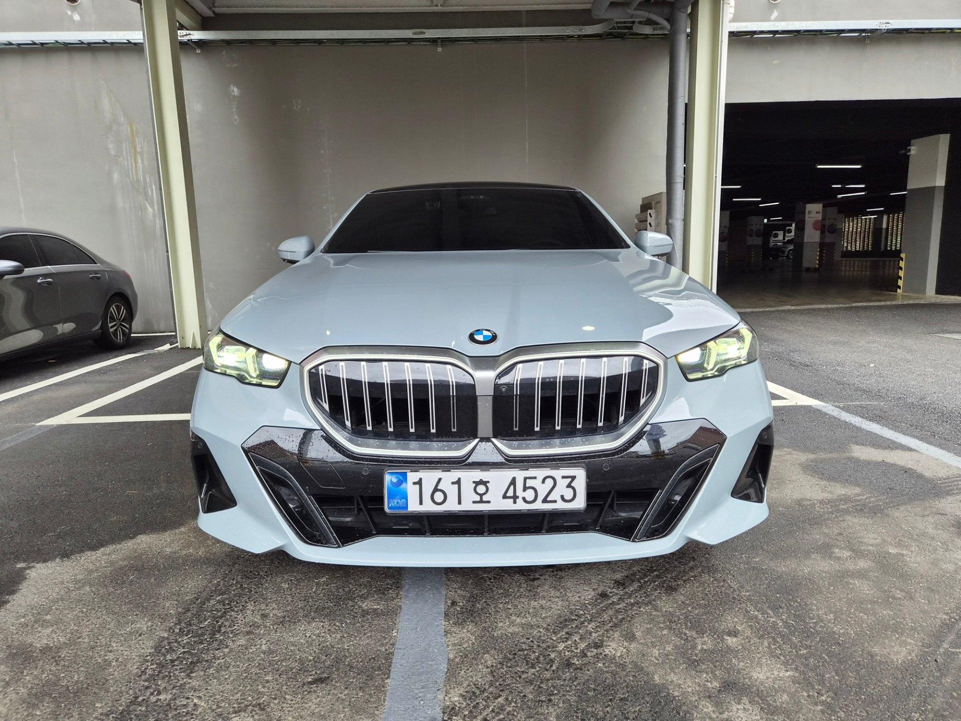 BMW 530i
