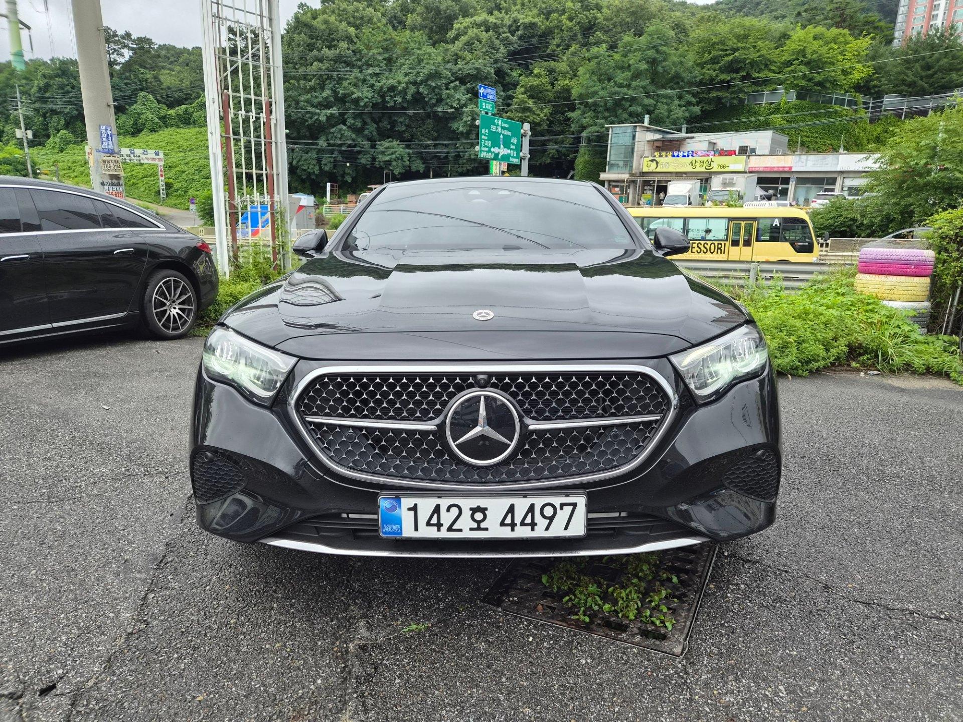 Mercedes-Benz E200 AV (G) (신형)